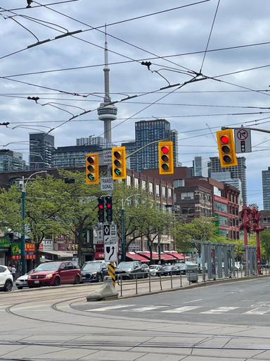Others 4, Dundas Apartments & Suites, Toronto