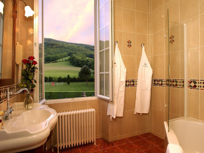 Bathroom 2, Demeure de Flore, Tarn