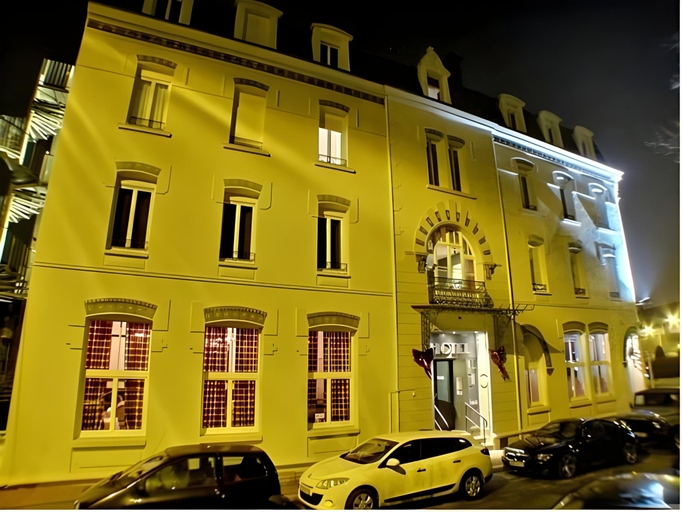 Others 4, Hotel 19'Cent, Saône-et-Loire