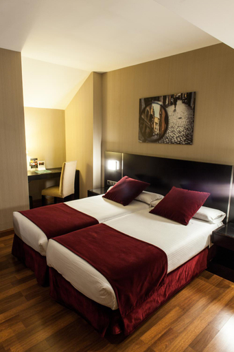 Bedroom 2, Clement Barajas, Madrid