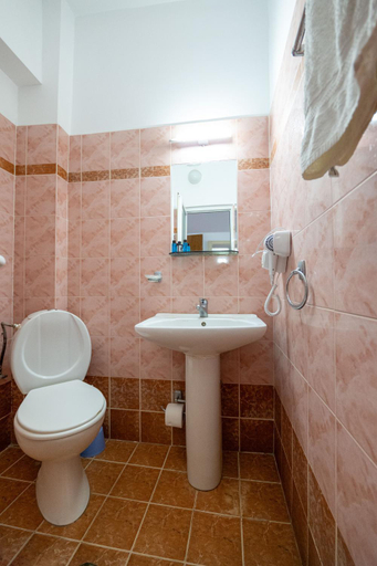 Bathroom 3, Classic Rooms, Sarandës
