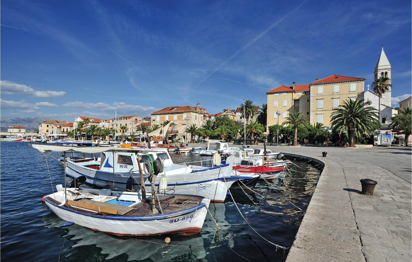 Exterior view 4, Stunning Apartment In Supetar-Splitska With Wifi, Supetar