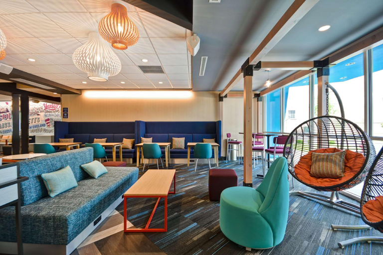 Public Area 3, Tru by Hilton Chicopee Springfield, Hampden