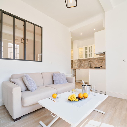 Room 5, Palais Biagini in Juan les Pins, Alpes-Maritimes