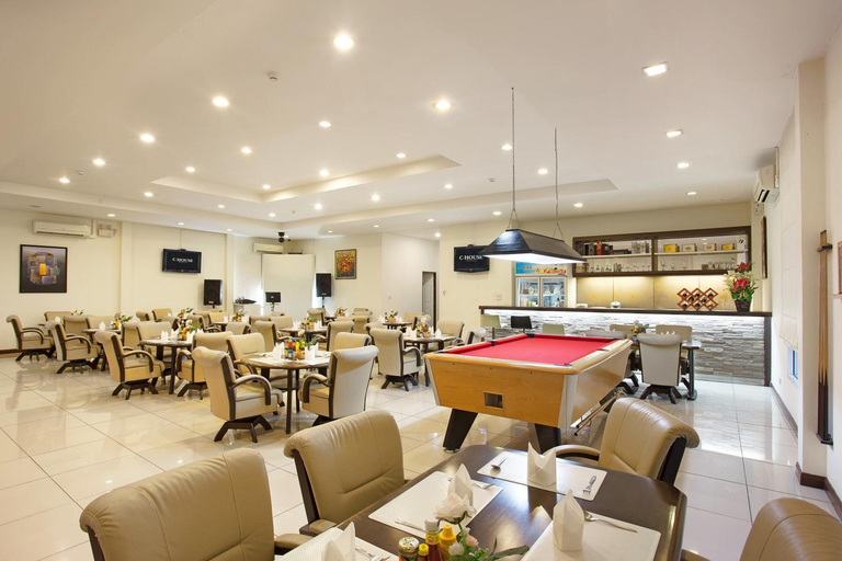 Food & Drinks 3, C-House & Residence Hotel Amata City, Pluak Daeng