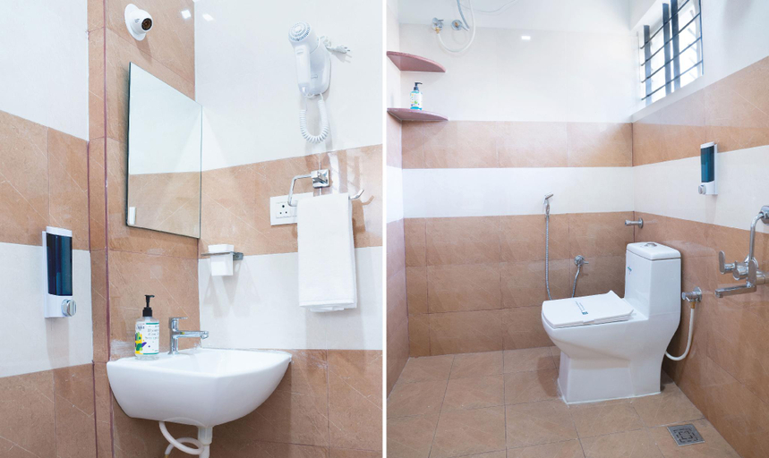 Bathroom 4, Treebo Galaxy Kings Suites Near Manyata Tech Park, Bangalore