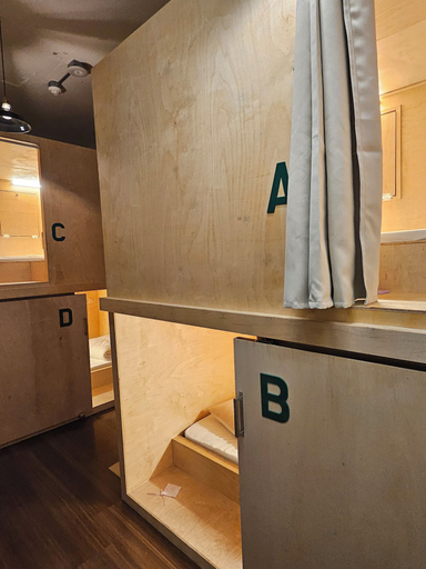 Others 2, Travel Light Hostel, Busanjin