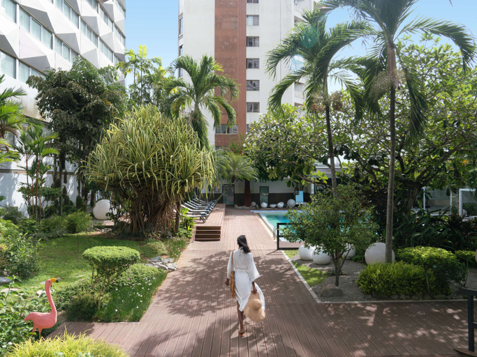 Exterior & Views 2, Novotel Abidjan Plateau, Abidjan