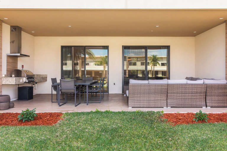 Exterior & Views 2, Villa at Magic Village Resort w/ Outdoor Oasis, Osceola
