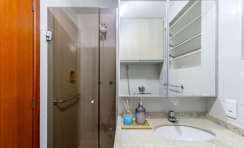 Others 5, Equipped and Comfortable Apt in POA Efl202, Porto Alegre