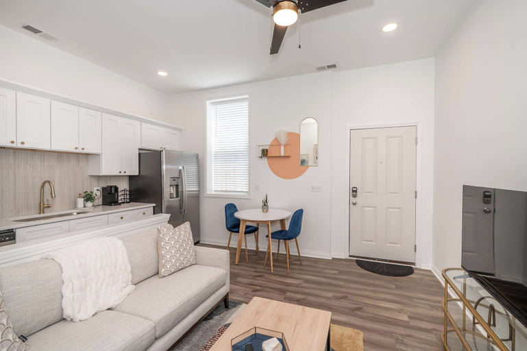 Others 5, Covington Charm 202, Kenton