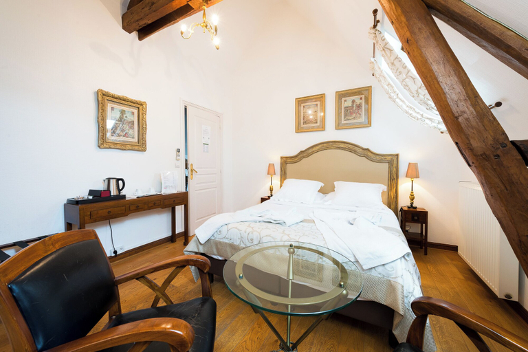 Room 5, Aux Charmes de Maintenon - Adults Only, Eure-et-Loir