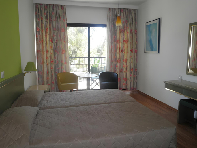Bedroom 3, Park Beach Hotel