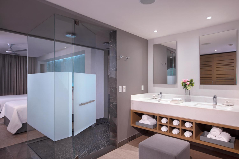 Bathroom 5, Breathless Riviera Cancun Resort & Spa® - All Inclusive - Adults Only, Benito Juárez