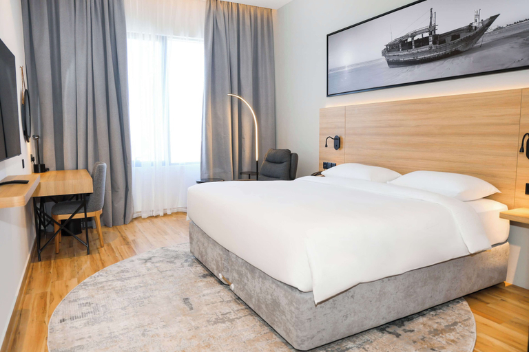 Bedroom 3, Park Inn By Radisson Muscat, Seeb