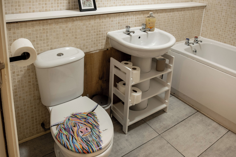 Others 4, Modern Unit Cook Work in Comfort, North Lanarkshire