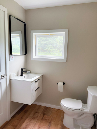 Bathroom 3, Cascade Inn, Essex