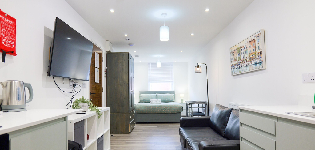 Others 5, Old Silk Apartments by Covstays, Coventry