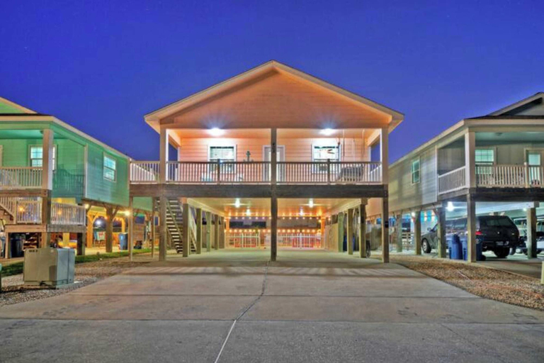 Exterior & Views 2, Salty Peach by Avantstay Private Pool, New Decor, Nueces