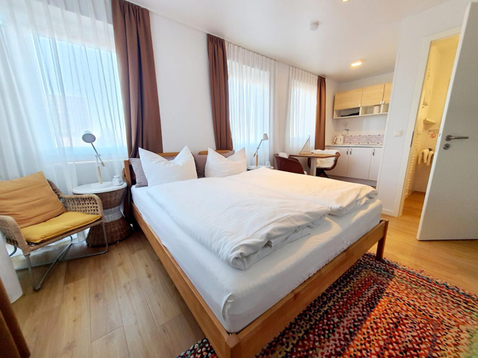 Bedroom 3, Haus Achtern Diek in erster Reihe am Meer, Ostholstein