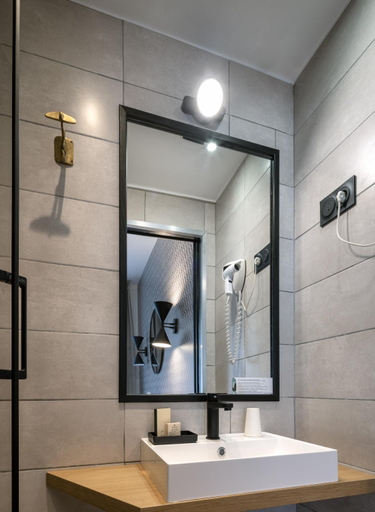 Bathroom 4, Hotel Bristol Union Intra Muros, Ille-et-Vilaine
