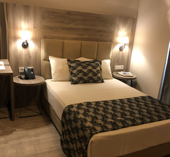 Bedroom 2, Smart Holiday Hotel & Suites -All Inclusive, Bodrum