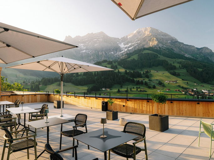 Food & Drinks 5, KURVE Apartments & Lounge, Frutigen