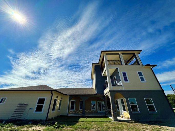 Exterior & Views 2, Luxury 3Story Private Pool 8BR Retreat, Bastrop
