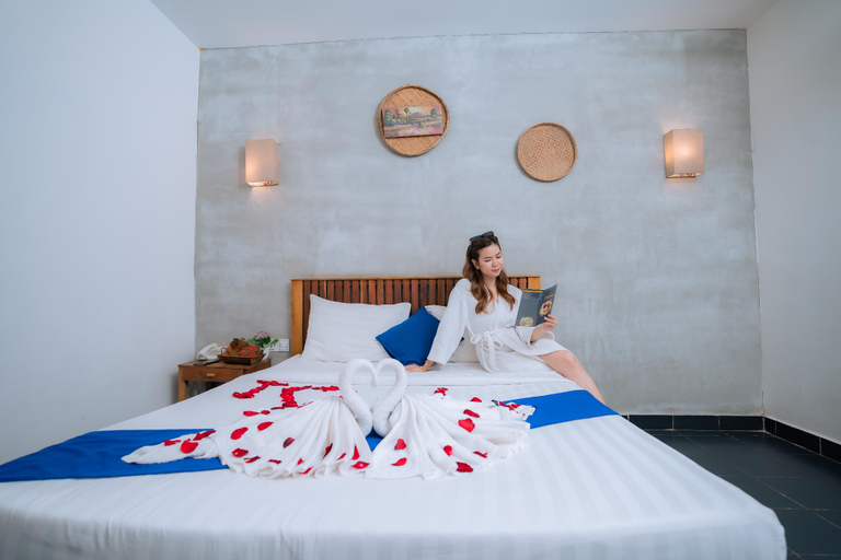 Bedroom 30