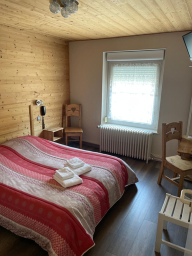 Bedroom 2, Auberge des Skieurs, Vosges