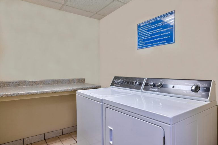 Others 5, Motel 6 Bartlesville, OK, Washington
