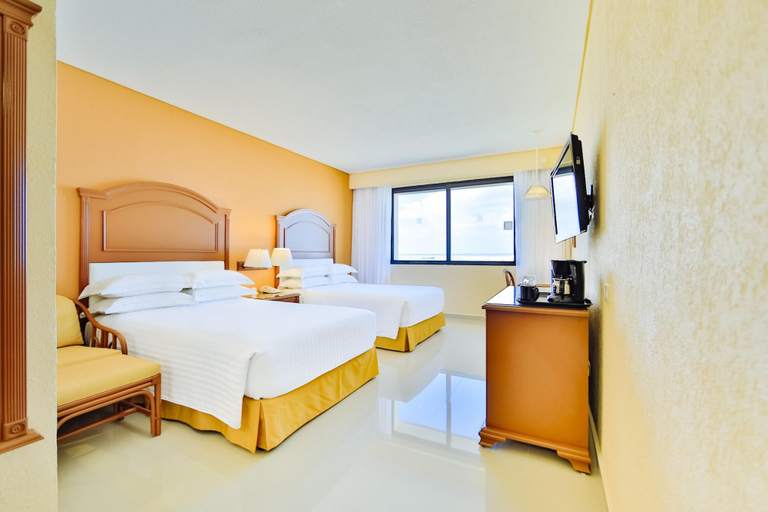 Bedroom 2, Occidental Tucancun - All Inclusive, Benito Juárez