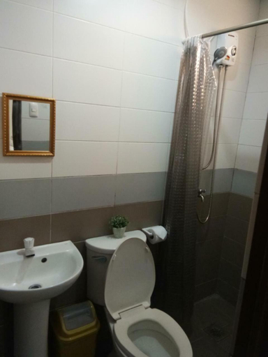 Bathroom 2, MCA Suites by Hiverooms, Cebu City