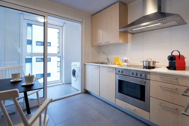 Private kitchen 4, Vita Homes by Upper Luxury Housing, A Coruña