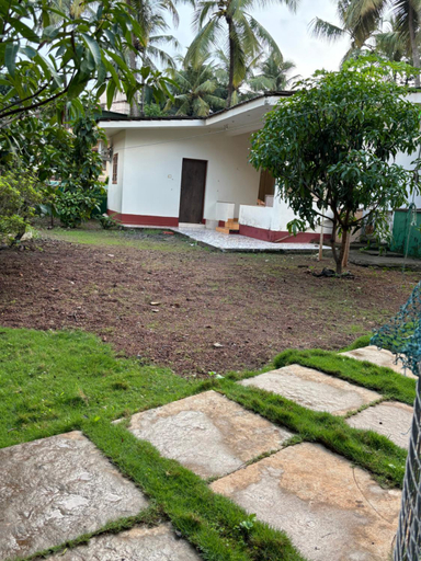 Others 4, Angelina guest house, Anjuna Beach Road, North Goa