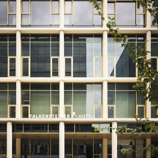 Exterior & Views 2, Falkensteiner Hotel Bozen WaltherPark, Bolzano