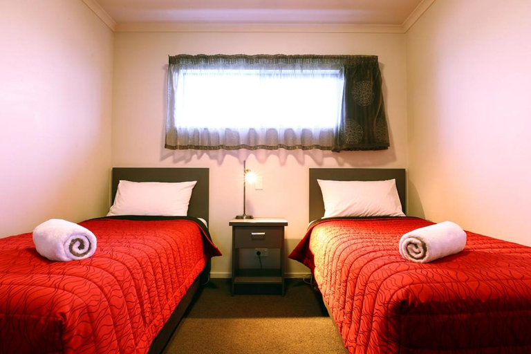 Bedroom 2, Oamaru Motor Lodge, Waitaki