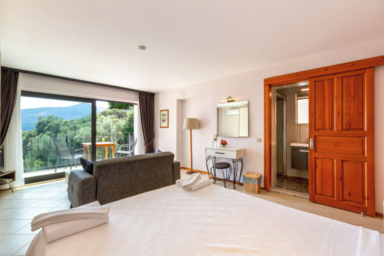 Bedroom 4, Kulube Hotel, Kaş