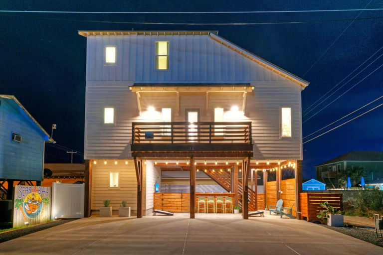 Exterior & Views 2, Seas The Bay by Avantstay In-town Private Pool, Nueces