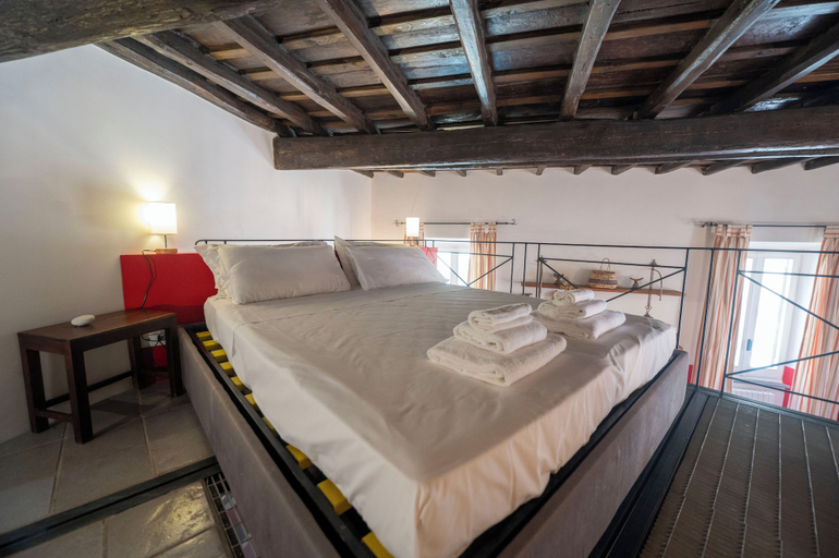 Room 4, Via della Luce Apartments, Rome