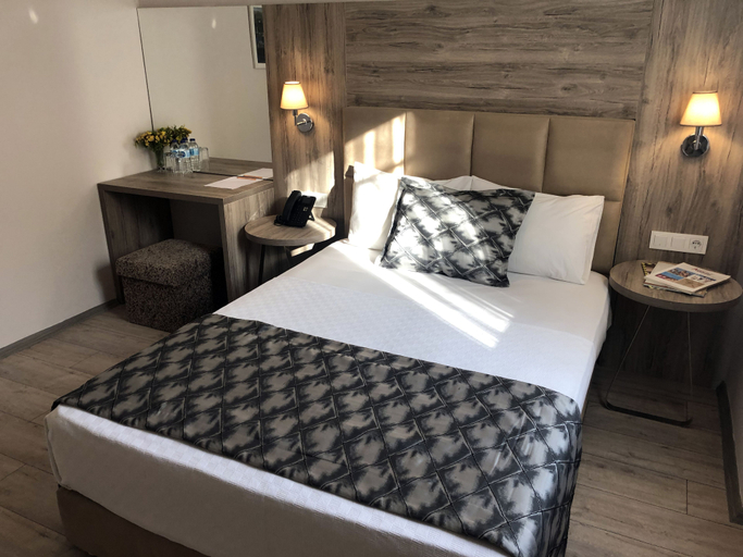 Bedroom 3, Smart Holiday Hotel & Suites -All Inclusive, Bodrum