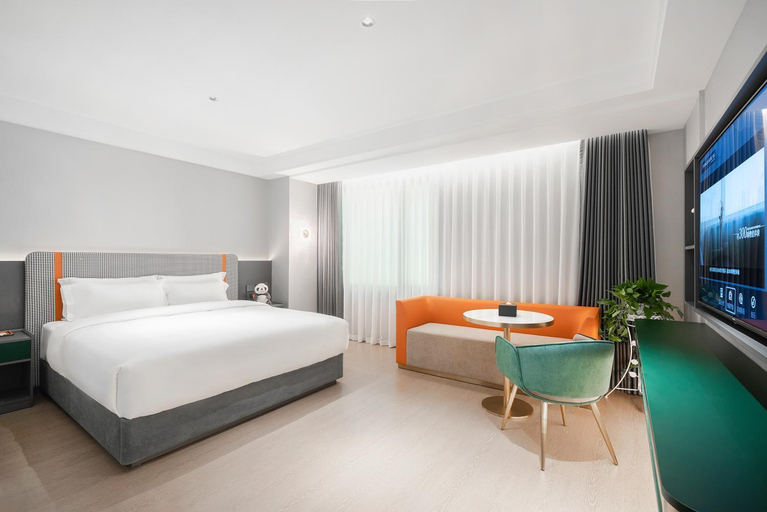 Bedroom 2, R ROYALSS HOTEL Chengdu Chunxi Road Taikoo Li, Chengdu