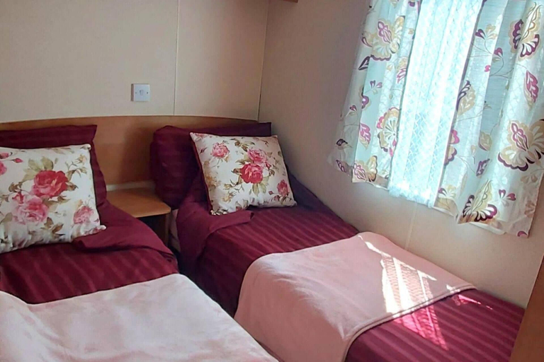 Bedroom, Comfort & Peace 5berth Family Friendly Park, Cornwall