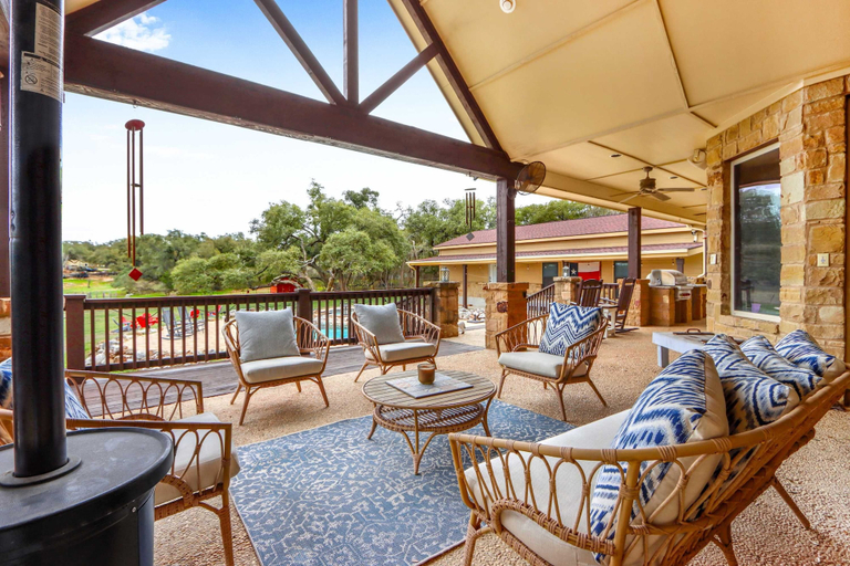 Food & Drinks, The Haven Texas-sized Getaway for 12!, Comal