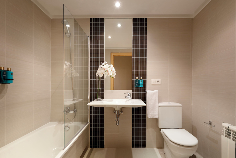 Bathroom 3, Vita Homes by Upper Luxury Housing, A Coruña