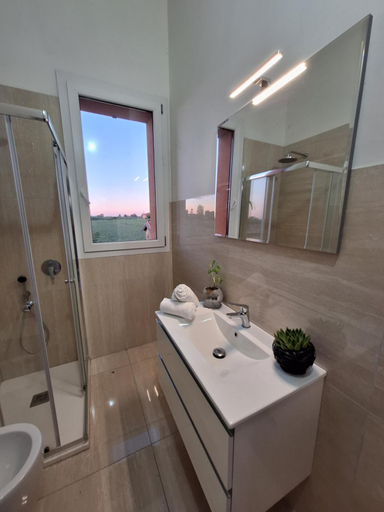 Bathroom 2, San Vincenzo Rooms, Bologna