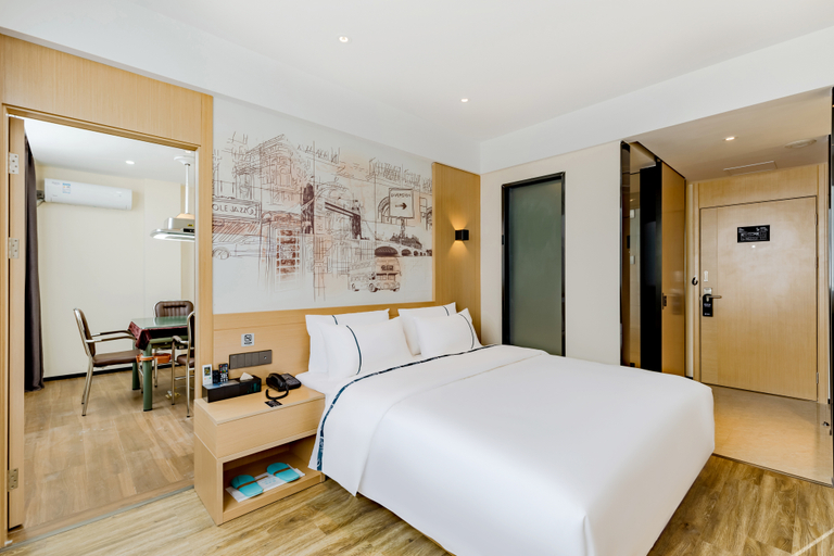 Bedroom 2, Duotu Cloud Hotel (Fengcheng Huijin International City), Yichun