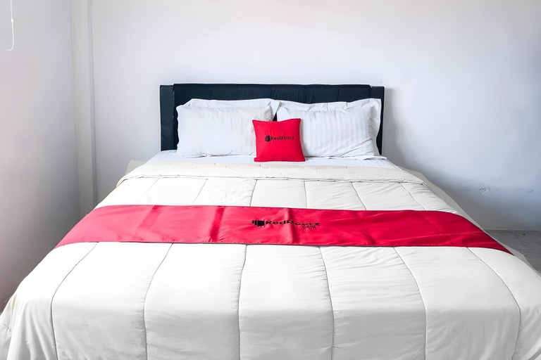 Bedroom 13