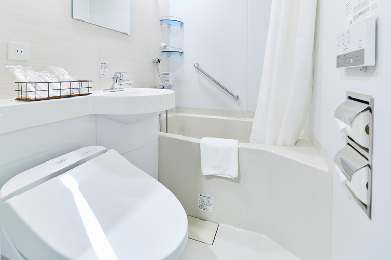 Bathroom 4