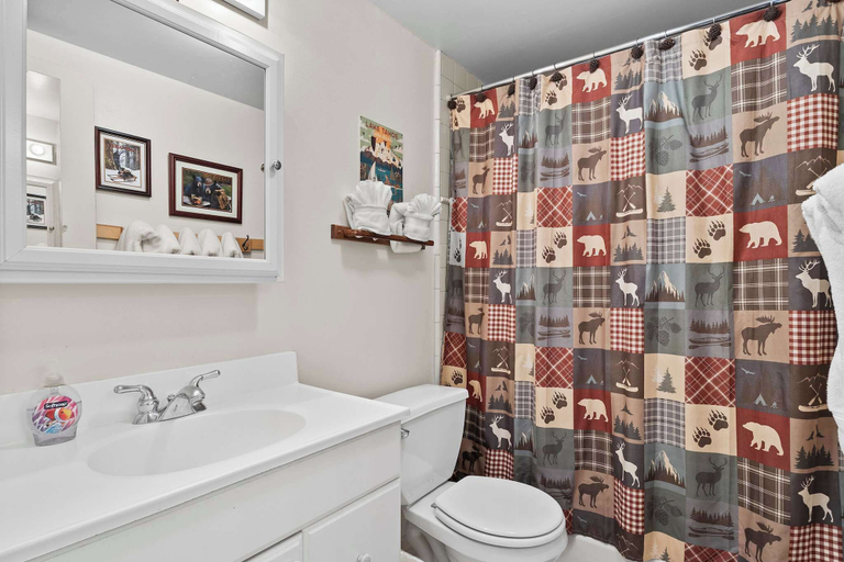 Bathroom, Sundance Foosball Table, Bbq, Near West Beach, Placer